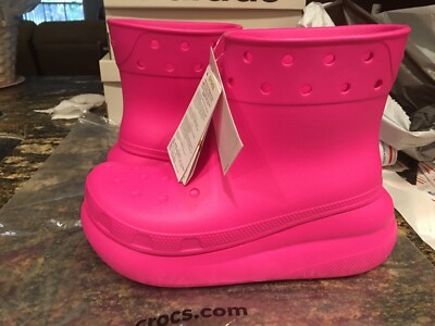 NEW Womens Crocs Crush Boots, size 8 (also mens 6)             shoes