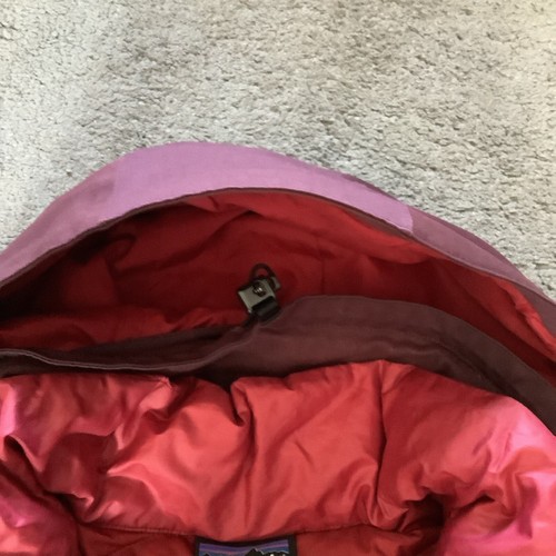 Patagonia Women's Tres 3-in-1 Parka - Coat - Medium - Burgundy - Waterproof. - Picture 4 of 21