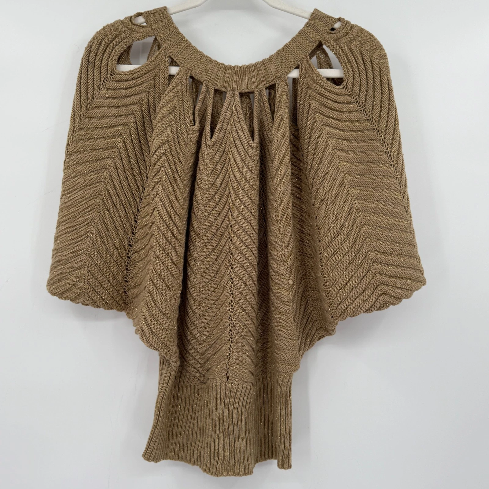 Women’s Poncho Sweater Large Gold Chevron Knit Batwing Dolman Boho Holiday Party