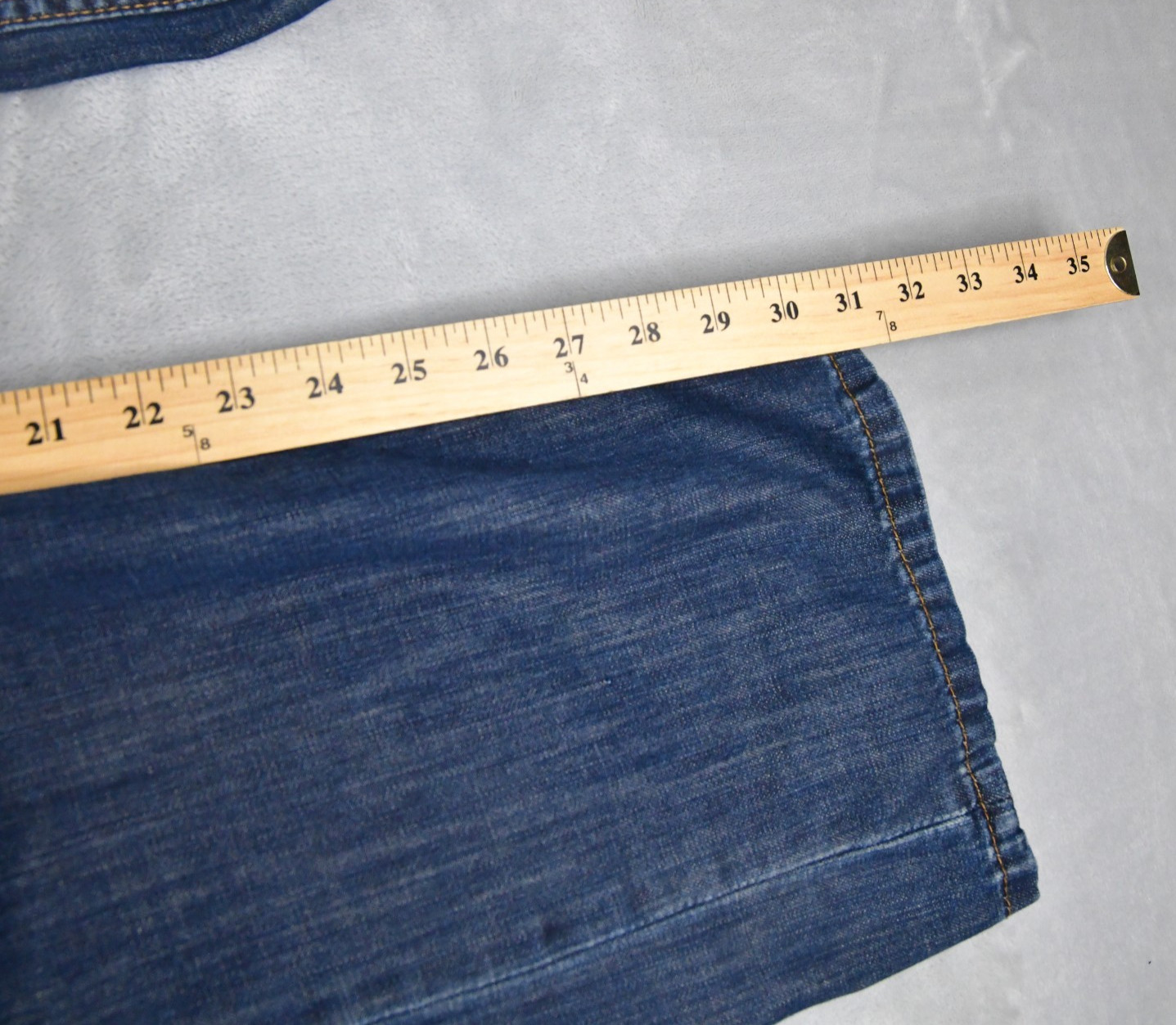 Levis Jeans 527 Mens  34x32 (32x31 Actual) Bootcut  Blue  Denim thumbnail 8