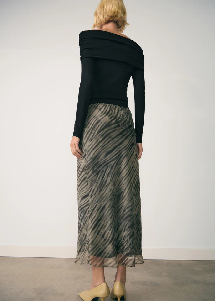 NUEVO Mango Mujer Estampado Organza Falda VERDE TALLA M/100% AUTÉNTICO Foto 3 de 4