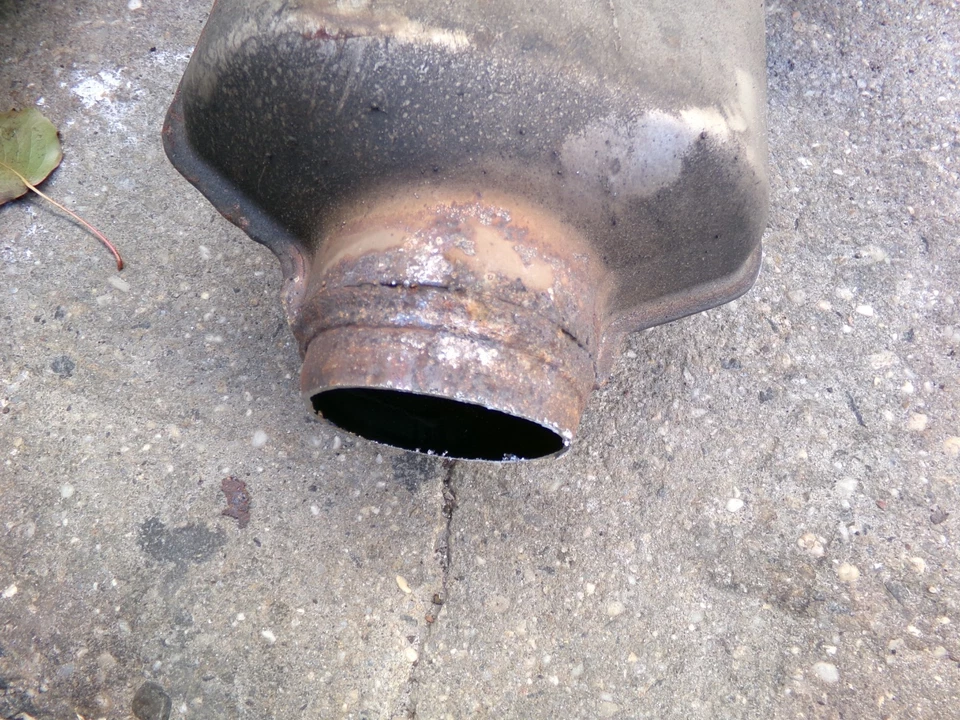 Silenciador central escape 1644908101 06-11 Mercedes Benz W164 ML350 ML500 Foto 2 de 4