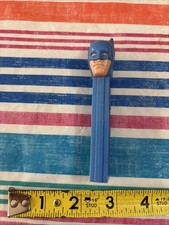PEZ BATMAN CANDY DISPENSER VINTAGE 1966 NO FEET 2.6 MADE IN AUSTRIA DV read !
