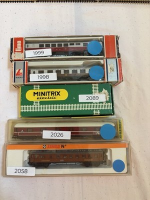N Scale European Train Lot - Minitrix DB V200 Diesel Loco & 4 Pass Cars w/ Boxes