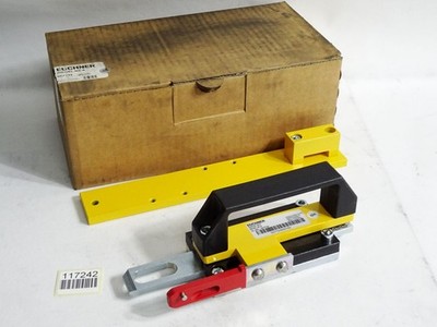 Euchner Riegel NZ-A 057734 für Sicherheitsschalter NZ.VZ und NZ.VZ.VS / Neu OVP