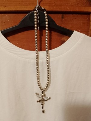 UNO DE 50 ° COLLAR CORTO ''FREE DRAGONFLY''  - T.U. - USADO. 