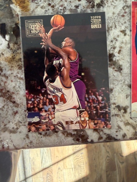 1993-94 TOPPS STADIUM CLUB NBA ROOKIE CARD MILWAUKEE BUCKS VIN BAKER #307