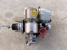 2001-2002 Toyota 4runner Abs Brake Booster Master Cylinder Pump Oem Damaged