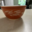 Pyrex Autumn Harvest Wheat Design 402 Mixing Bowl 1.5 QT Vintage Rust Red Brown
