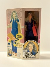 1977 Kenner, la mujer biónica, muñeca de Jaime Sommers con bolso de misiones NRFB LEER