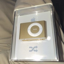 Apple iPod Shuffle Gen2, 1GB Gold A1204 NEW Open Box Unused w/ Case Vntg Collect