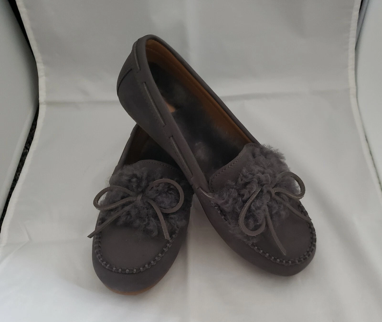 UGG mocassini grigi ciabatte scarpe basse pelliccia di agnello bordo fiocco soletta extra 6 37 nuovo