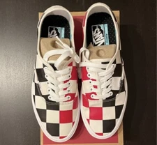 VANS Authentic Black x Red checks US sz 8M/9.5W Unisex