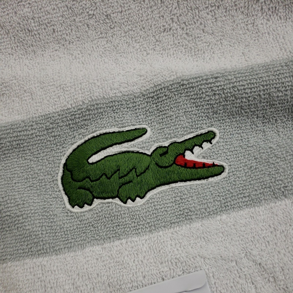 Logo Crocodile Lacoste Faux Lacoste Men's Oversized Crocodile Logo