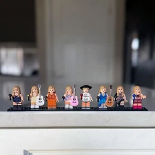 Lot of 8 Taylor Swift Lego Minifigures With Microphones and Guitars!