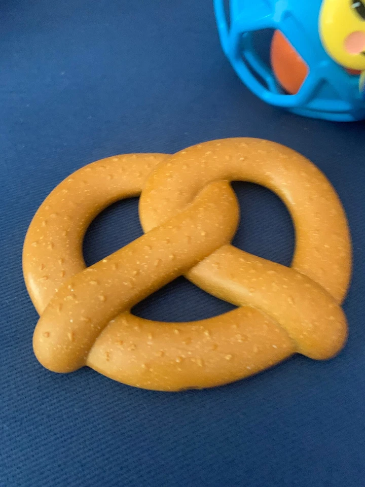 Tunno Baby Mordedor de Silicona BPA/PVC Libre Pretzel Baby Einstein Baby Ball Lote de Juguetes Foto 2 de 4