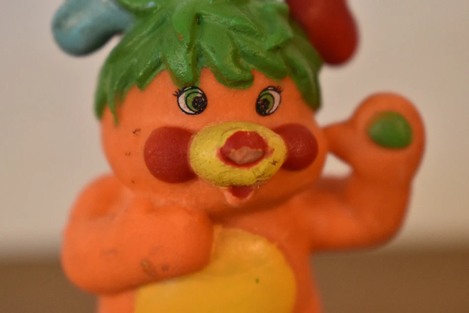 Figura de goma rompecabezas naranja Mattel TCFC Popples 1986 con pelo verde Foto 2 de 4