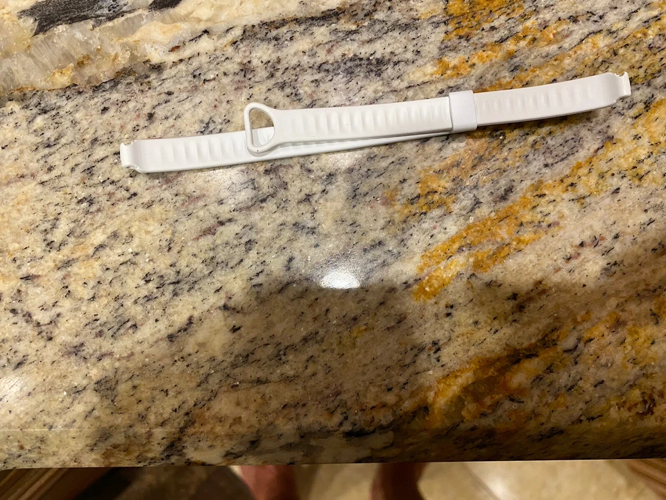 Misfit Ray Accessories - White Sport Wrist Bracelet Band - Image 2 of 2