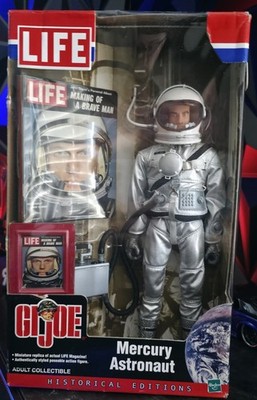 GI Joe LIFE Historical Edition Mercury Astronaut 12'' Action Figure Hasbro 2002 W