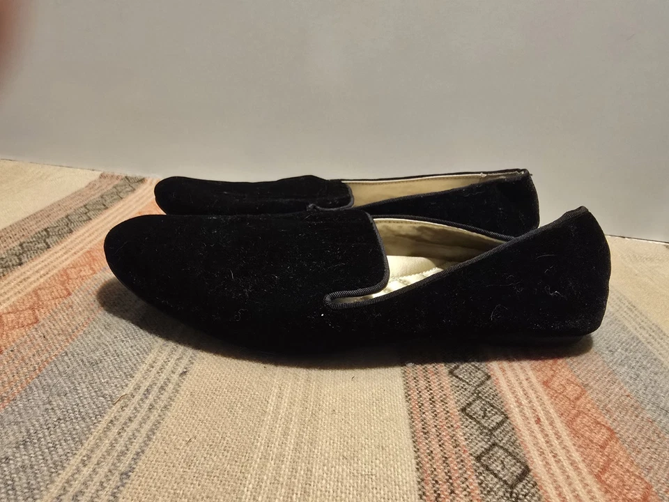 Birdies | Mocasines planos clásicos de terciopelo negro The Starling para mujer 10 Foto 2 de 4