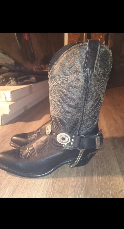 Botas femininas de couro vintage de cowgirl/biker tamanho 8 - Imagem 2 de 4