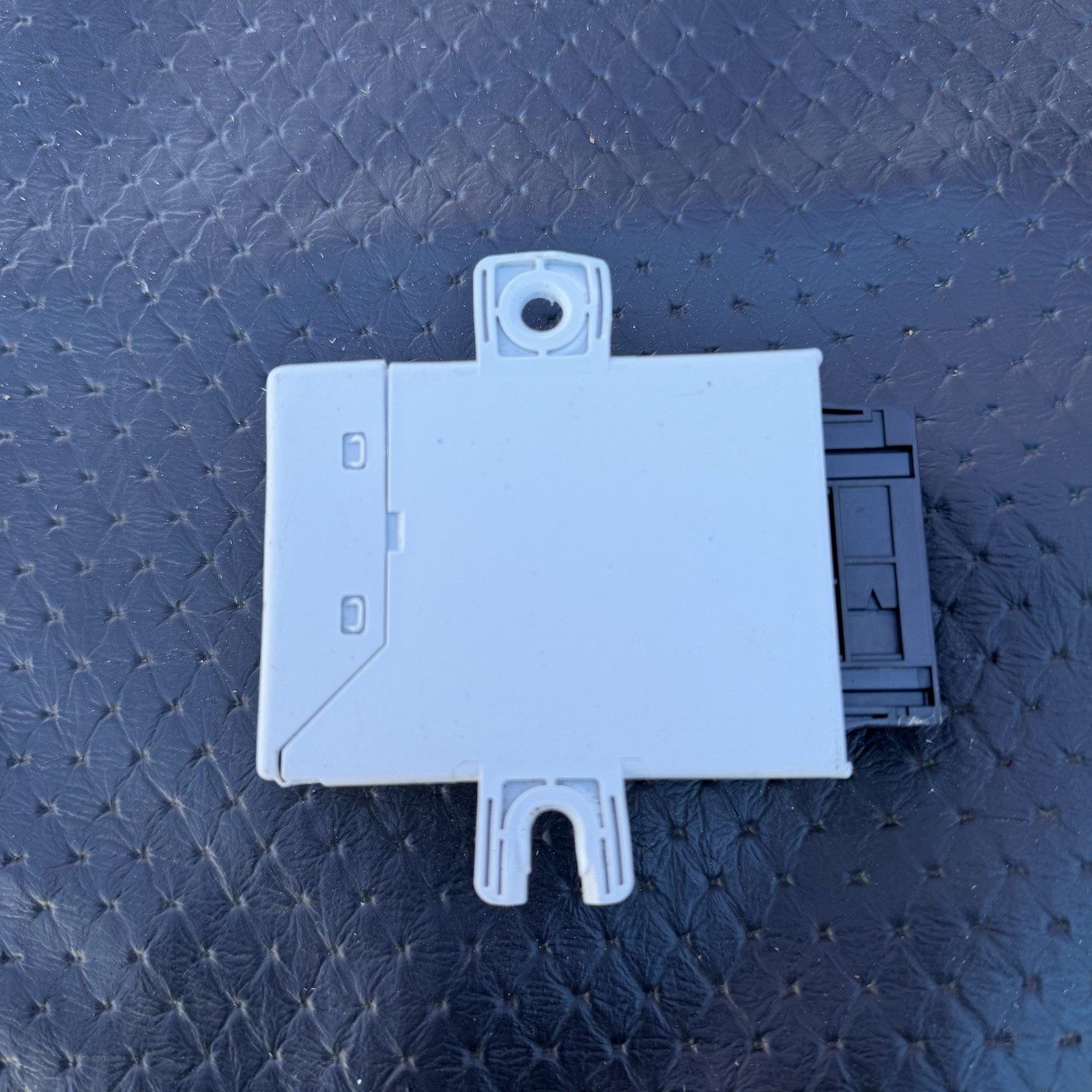 Maserati GranTurismo 2003-2016 Tpms sensor P/N 263953