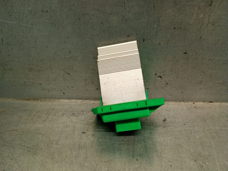 972353SAA0 RESISTANCE À LA CHAUFFE / 972353SAA0 / 5531442 POUR HYUNDAI I20 II G - Photo 2/4