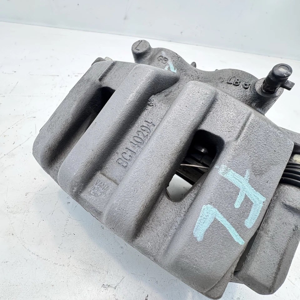 Pinza de freno de disco delantera izquierda Honda Odyssey 2018-2025 OEM Foto 3 de 4