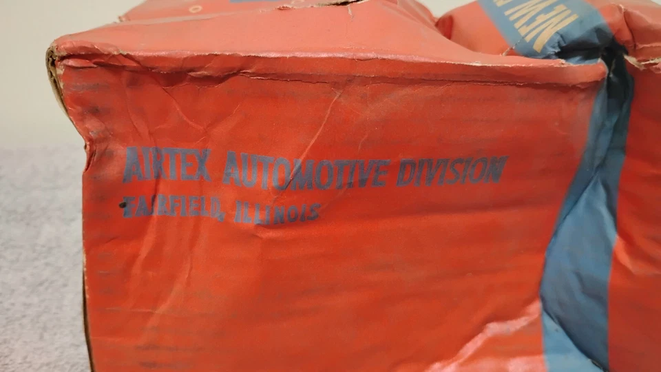 Bomba de combustible mecánica Airtex 9762 serie Buick 1952 nuevo de stock antiguo. ( 00 ) Foto 4 de 4