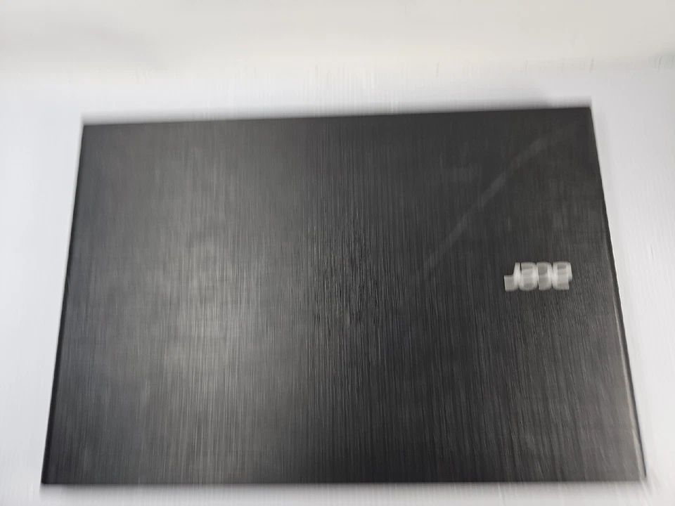 ACER TravelMate P258-M, 15.6", i3-6100U @2.30GHz 8GB RAM NO HDD NO Os READ - Image 4 of 4