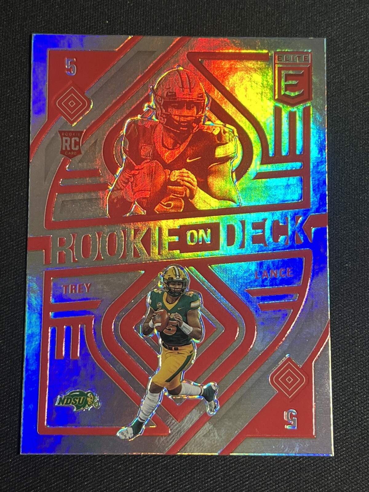 2021 Panini Donruss Elite Football Rookie On Deck Trey Lance Insert Card