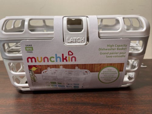 Green Munchkin High Capacity Dishwasher Basket For Bottles Nipples - Green