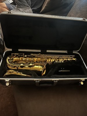 Antigua Vosi Intermediate Alto Saxophone with Selmer C*