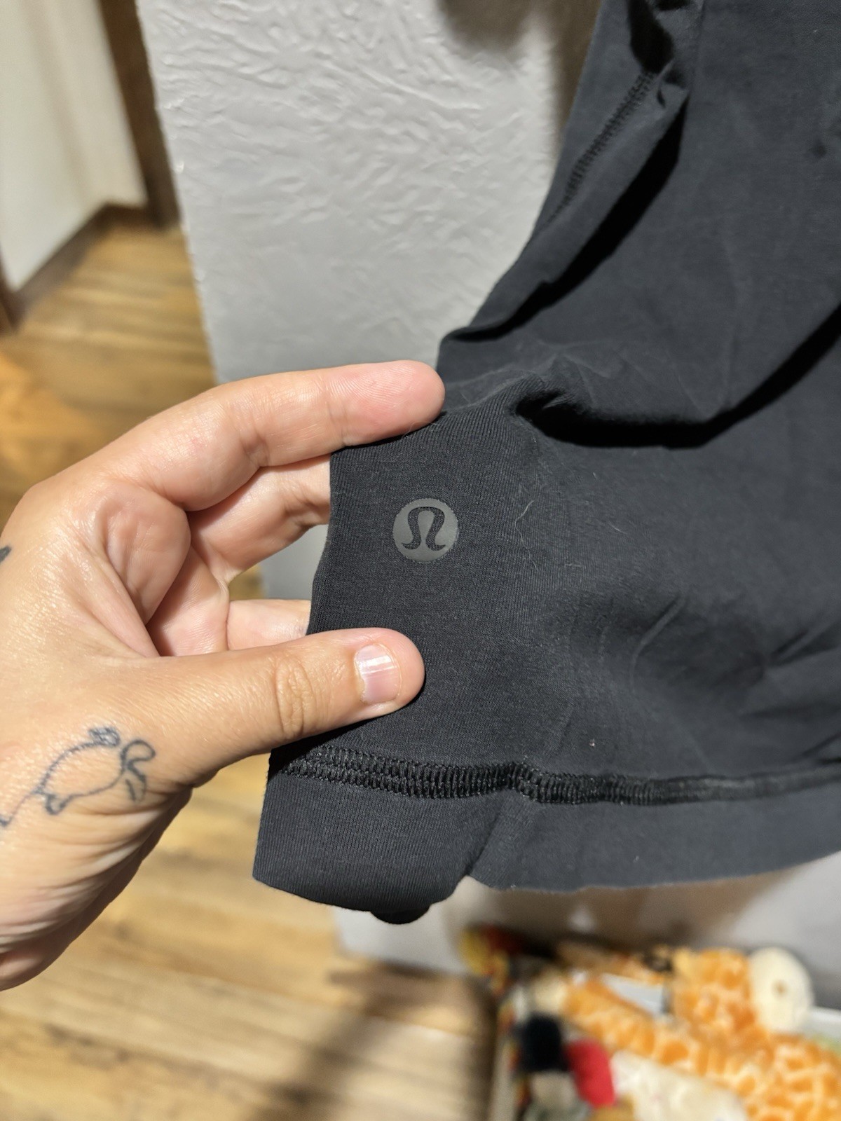 Lululemon Short sleeved basic essential tee size … - image 4
