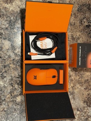 Fnatic x Lamzu Thorn 4K Special Edition Wireless Gaming Mouse Orange