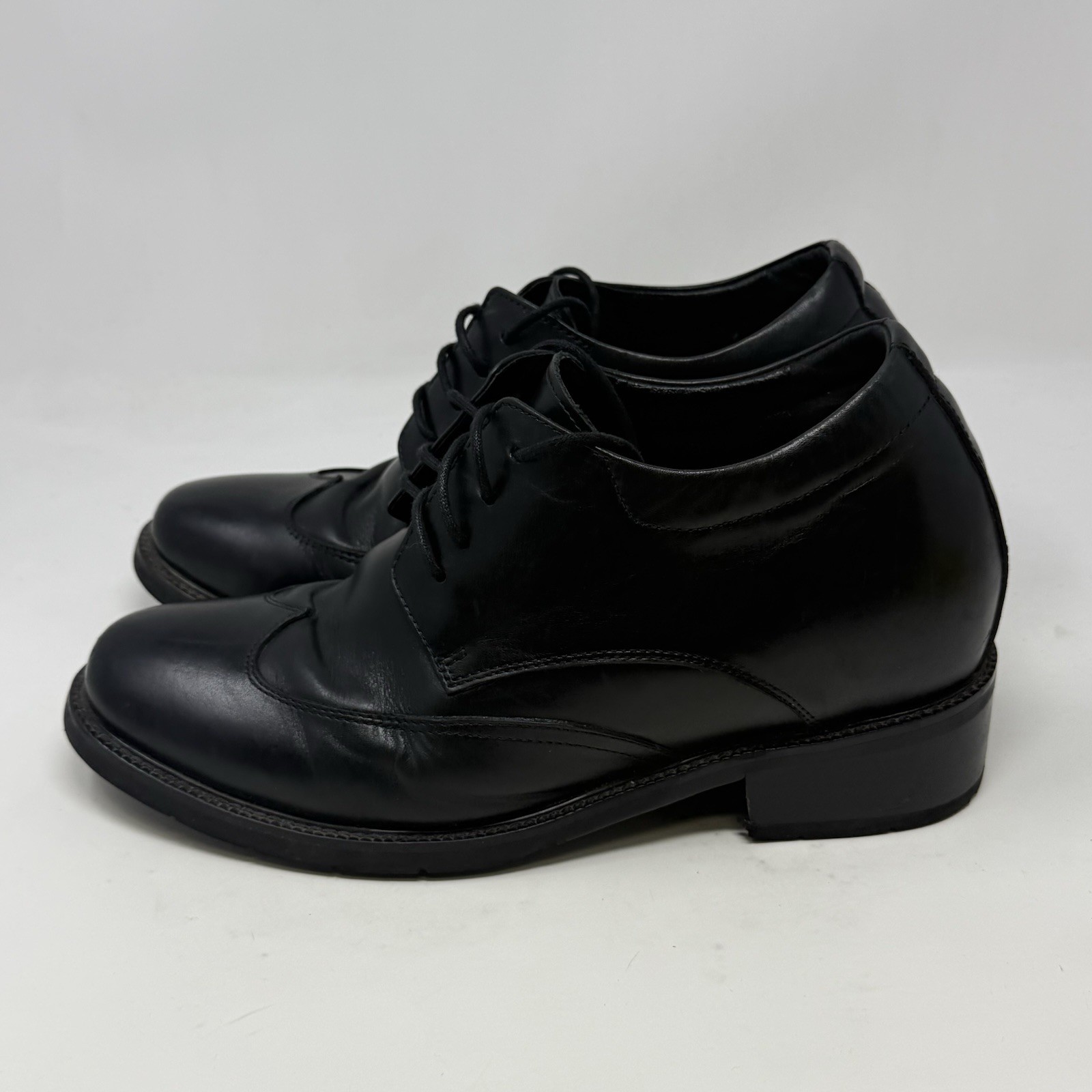 SAOLA Scarpe uomo Calto 3” tacco invisibile aumento altezza 8 pelle nera derby