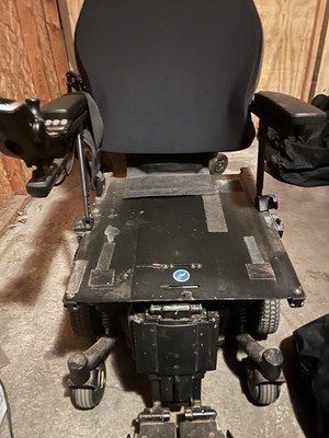 Quantum Edge 3.0 Electric Power wheelchair ILevel Tilt Capability Heavy Duty