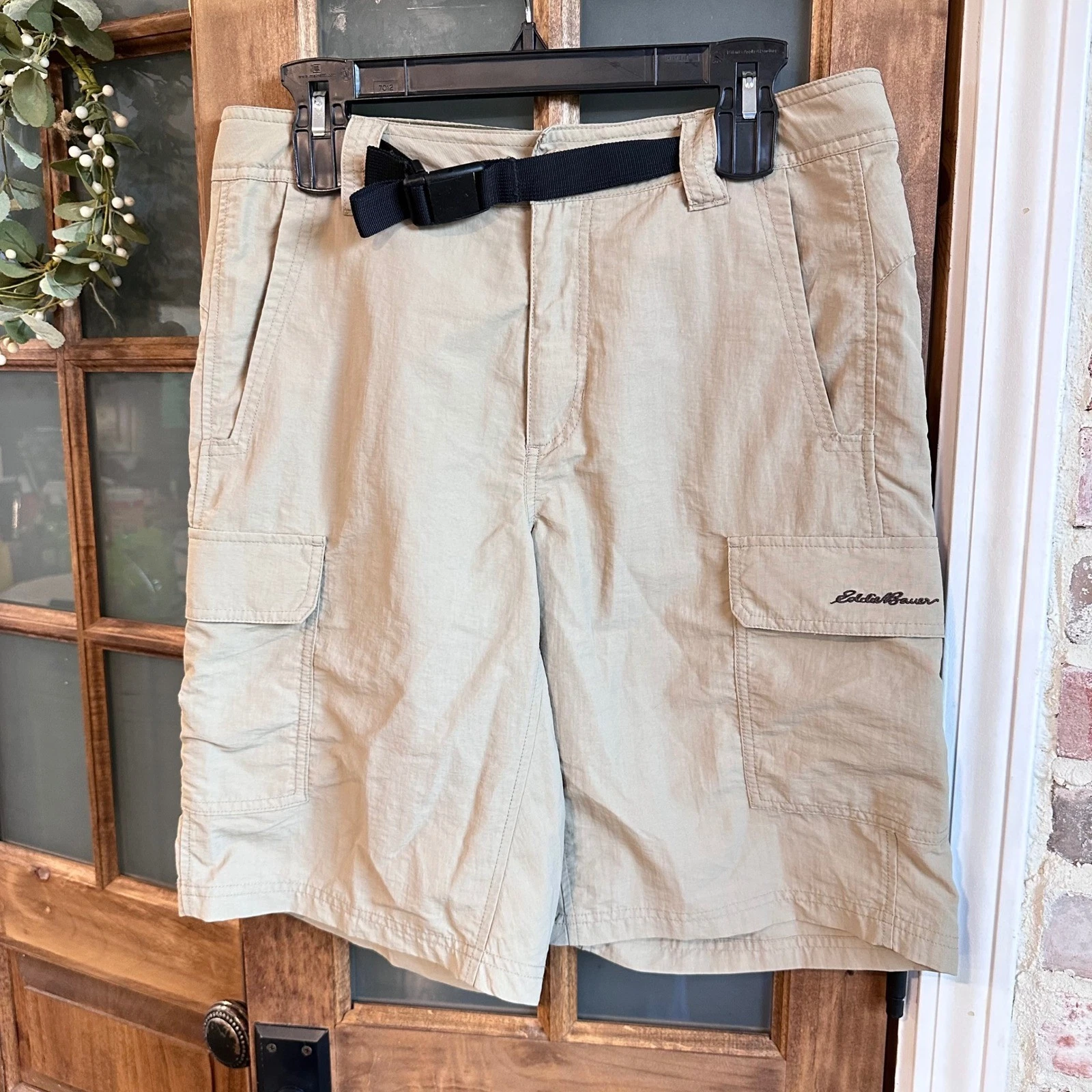 Eddie Bauer Cargo Shorts Mens 32 Khaki Tan Nylon Hiking Belted Outdoor 0758