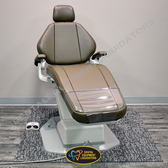 Adec Dental Patient Chair Adec 1015 Decade with Premium UltraLeather