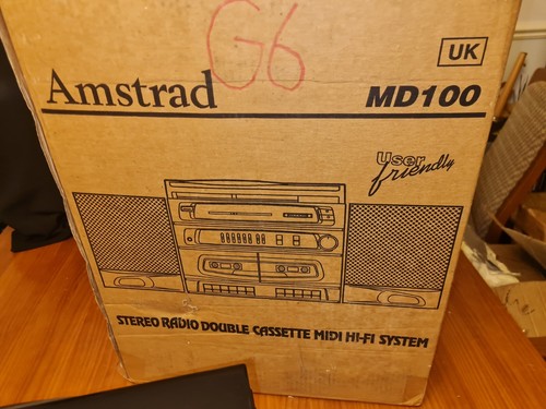 RARE 1980'S AMSTRAD MD 100 HIFI SYSYEM & SPEAKERS WITH ORIGINAL BOX - Picture 3 of 5