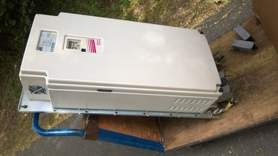 KEB Combivert F5 28F5ABU-YV11 256kVA 200kW 400V 407A Umrichter Frequenzumrichter