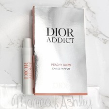 Addict Peachy Glow Eau de Parfum Dior 香水- 一款2025年新的女用香水