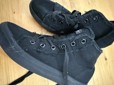 Revolution Dance Black Hip Hop Shoes Size 2 Girls Youth