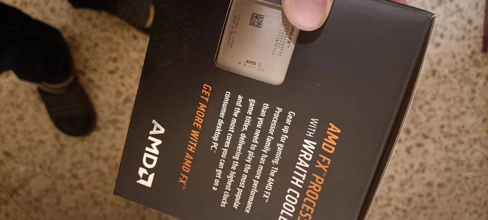 Processore boxato AMD FX 8350 - Immagine 3 di 4