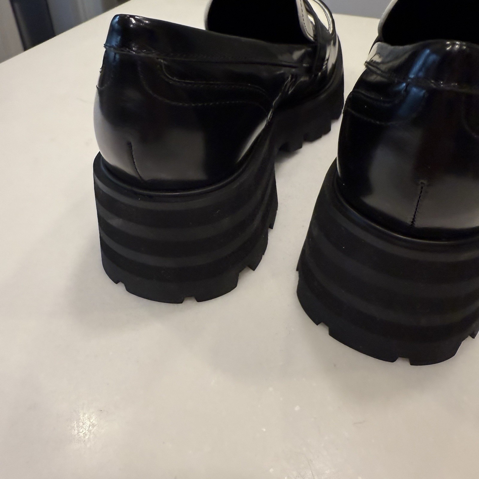 SAOLA Mocassini donna Marc Fisher Latika suola a strappo nero e avorio taglia 8 5 NUOVI