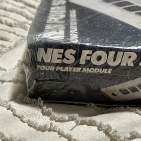 Official Nintendo Entertainment System NES Four Score Gray New Sealed 4 DMG BOX