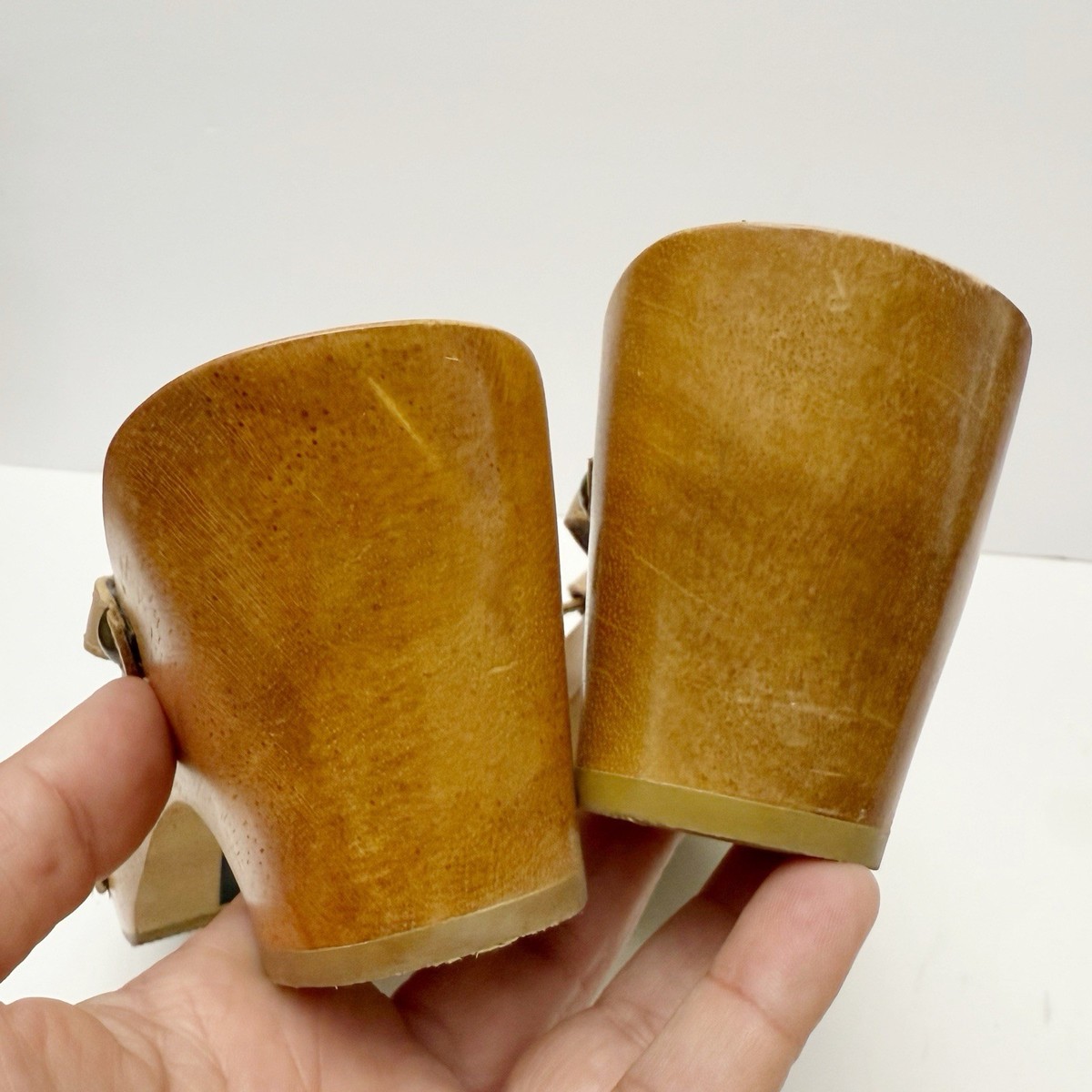 Tongs En Cuir TENHAPPYTOES Couleur Yellow Cognac - Pointure 39 - Neufes Sous Blister