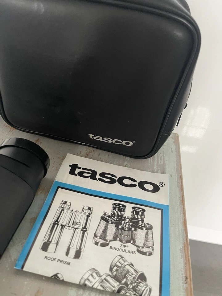 Tasco 3089 Bk  Binoculars 8x 32mm Binoculars With Case Cloth Etc Superb Con - Image 2 of 4