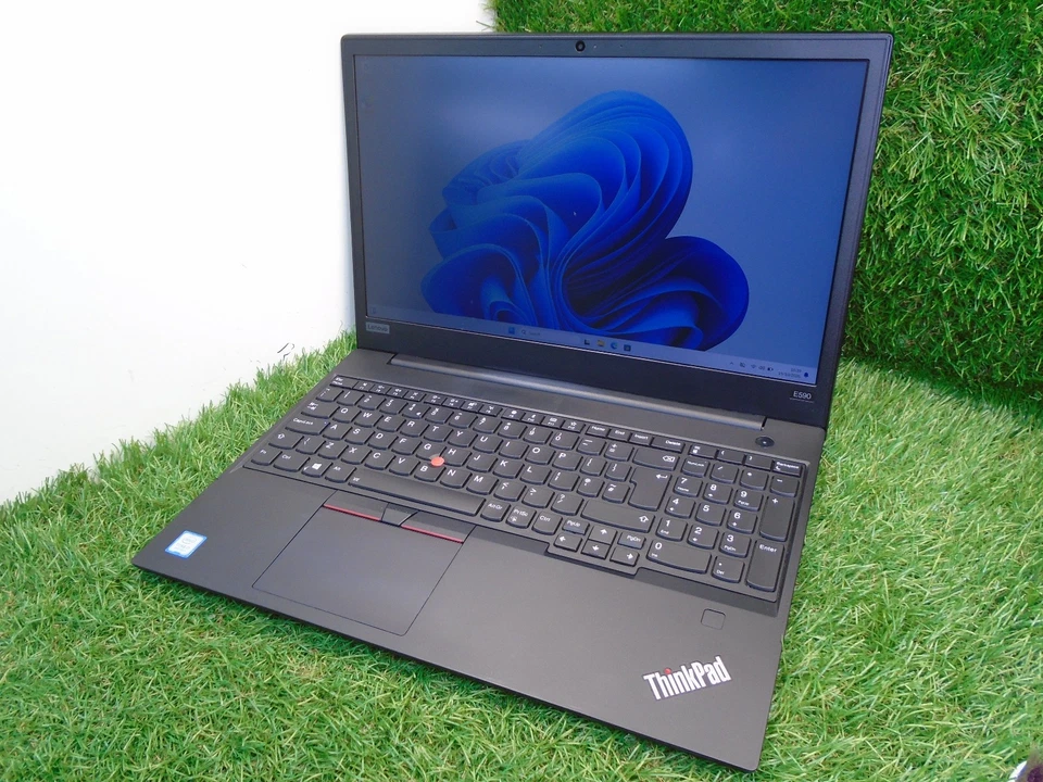 Lenovo ThinkPad E590 · i7-8565U · 8GB · 256GB, photo 4 of 5