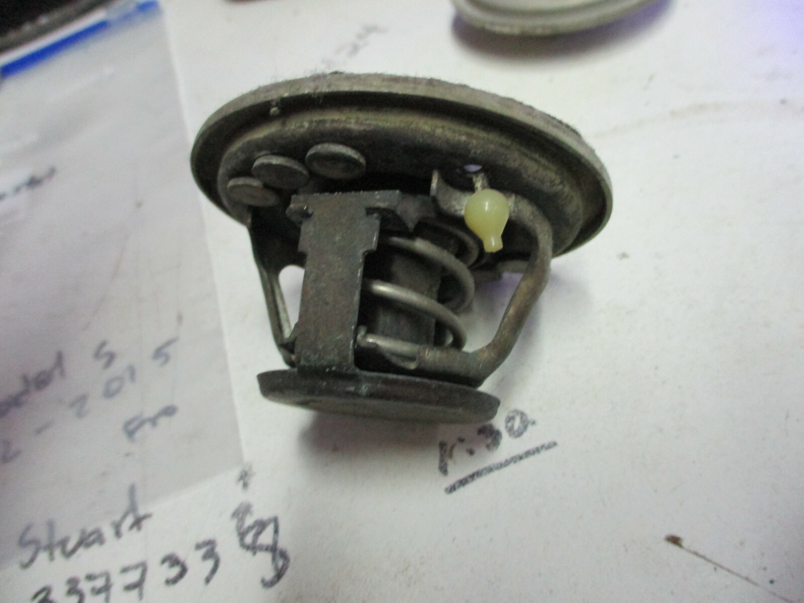 1965-98 ROLLS ROYCE THERMOSTAT UE36600, NUMBER 2